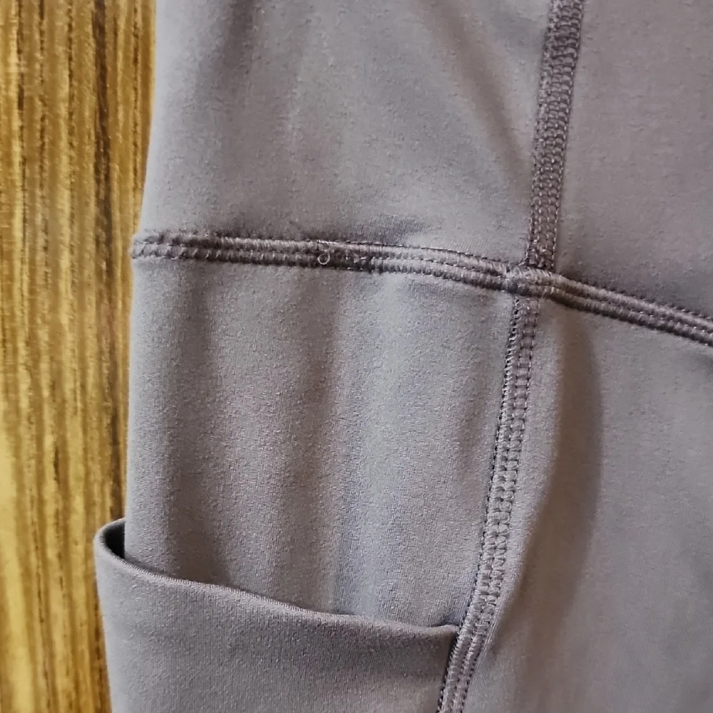 Purple Boot Cut High-Waisted Athletic Pants Size M